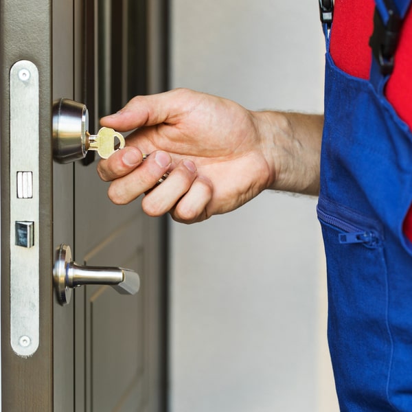 en cerrajería residencial realizamos inspecciones de seguridad en residencias